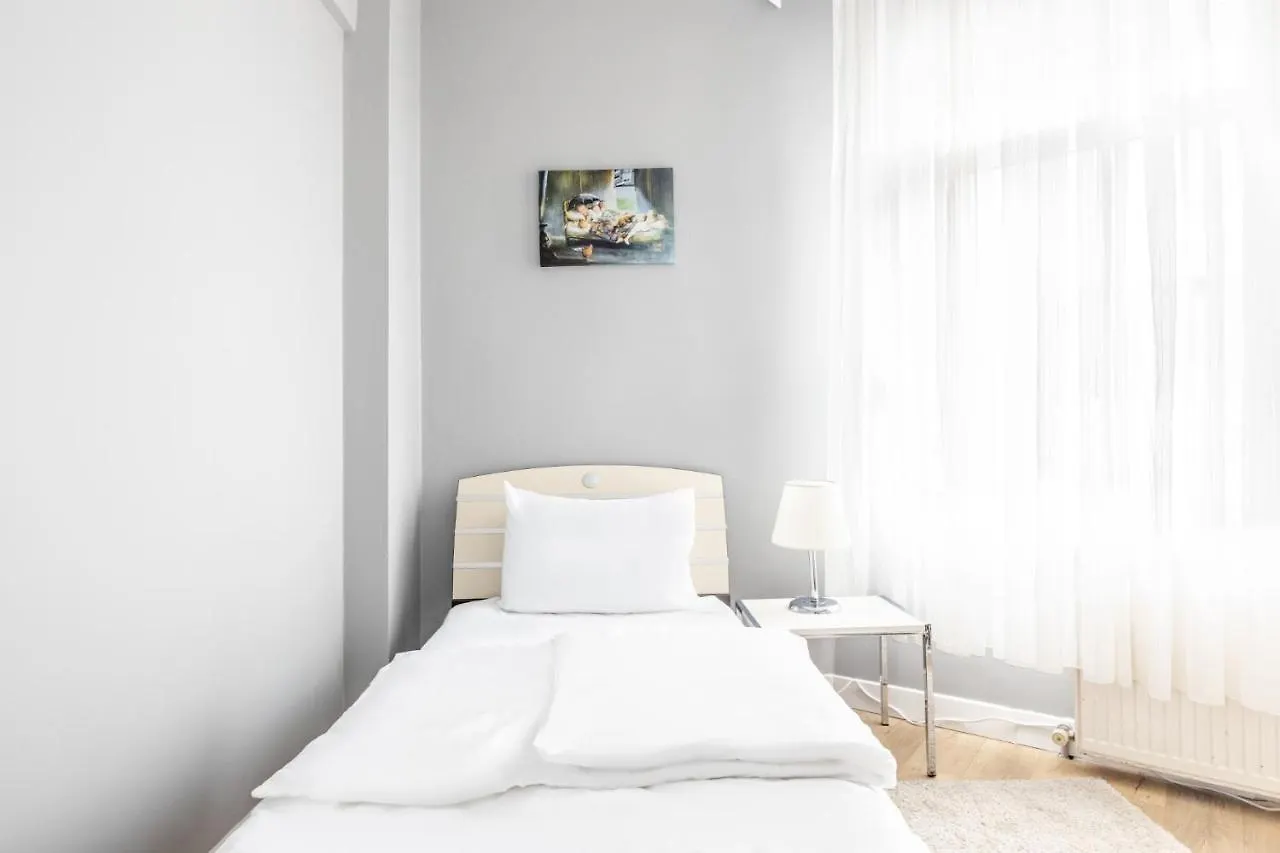 דירות איסטמבול Modern Stylish Cozy Flat In The Heart Of Kadikoy