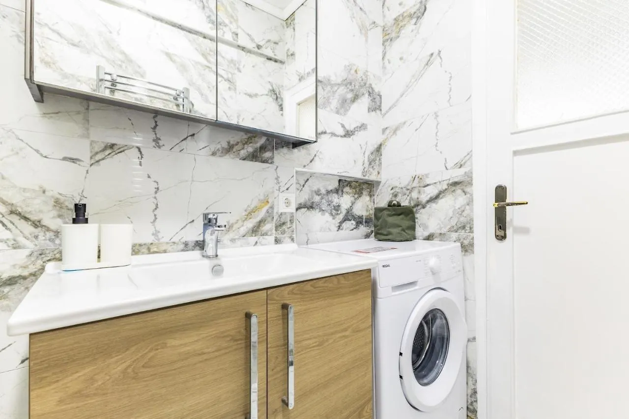 דירות איסטמבול Modern Stylish Cozy Flat In The Heart Of Kadikoy